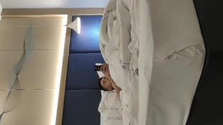 FSDSS-680 担任教師を小悪魔な誘惑でラブホに連れ込み女子生徒は満足するまで腰を振る