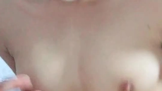疫情当下约炮太难，要约就往死里操，在情人家大战三小时